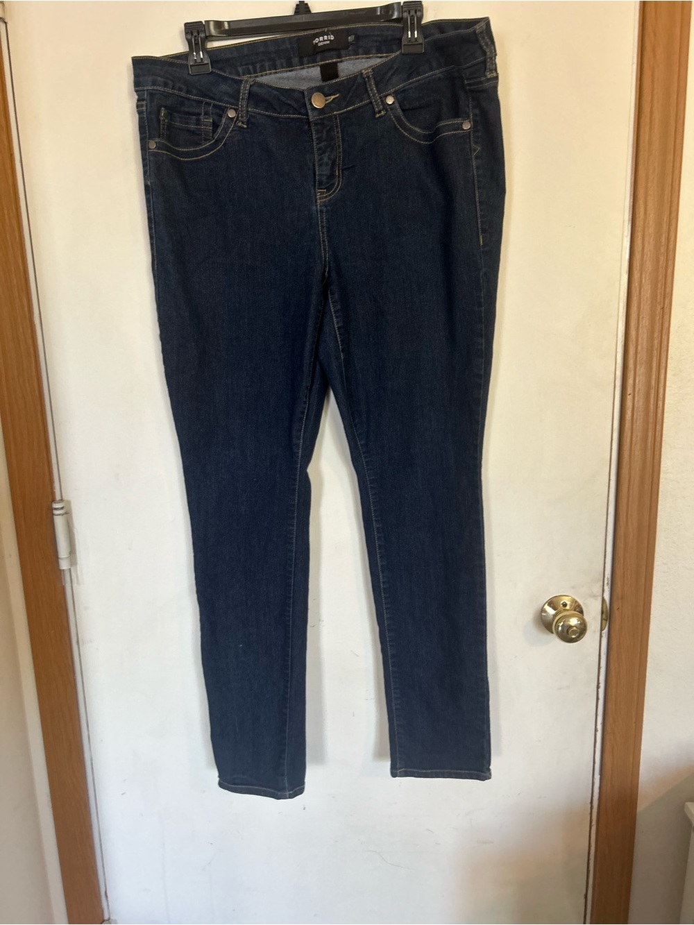 Torrid size 16R Dark Blue Women’s Skinny Jeans